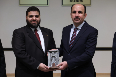 Suriyeli heyetten “Konya Modeli Belediyecilik” incelemesi