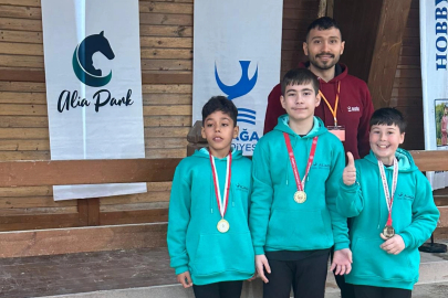 İzmir Aliağa'nın özel şampiyonlarından çifte şampiyonluk