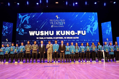 Konya Selçuklu'nun gururlandıran yıldızları ödüllendirildi