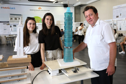 Geleceğin mühendislerinden dev yapılara ‘deprem’ testi! Dünyaca ünlü 22 binaya ‘deprem’ simülasyonu